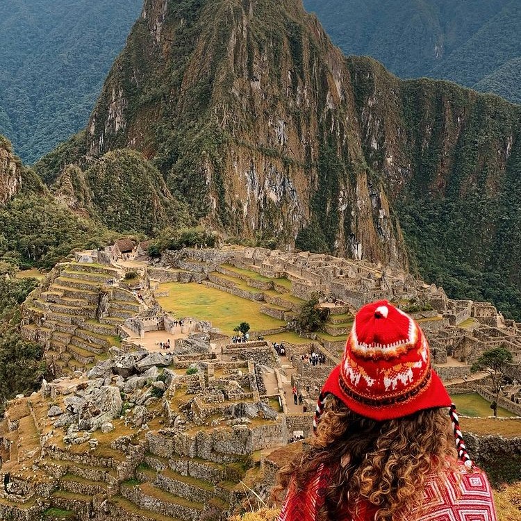 Machu Picchu poncho