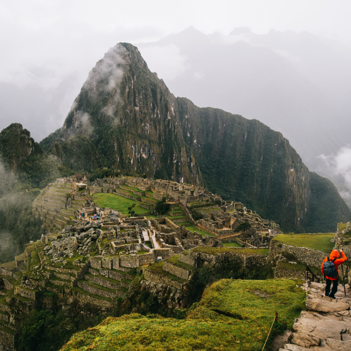 Machu Picchu día nublado